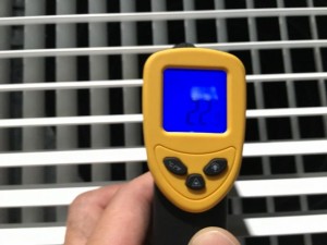 夏は40℃超の工場をクールダウン